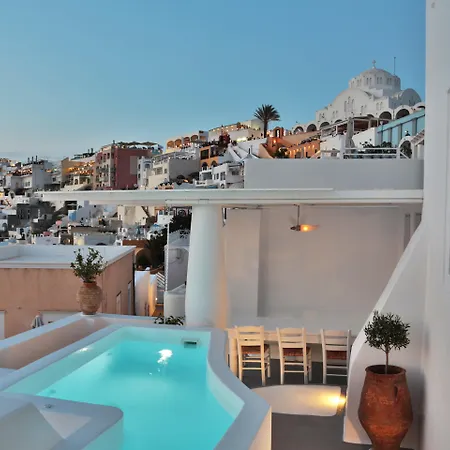Trieris & * Fira (Santorini)